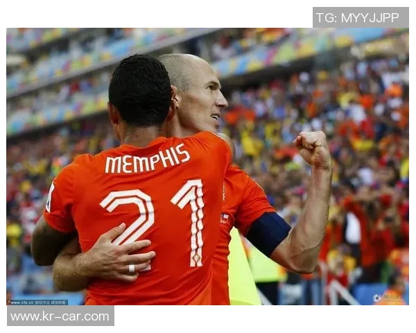 利沃夫斯基完美助攻，助攻破门美如画