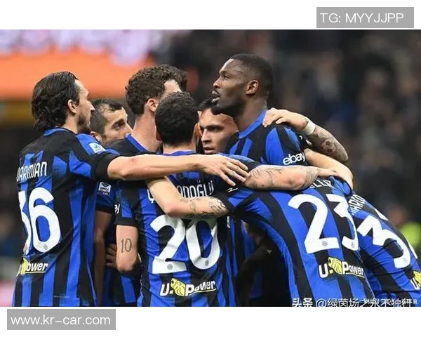 英超联赛传闻：曼联有意签下国米前锋，或将刷新转会纪录